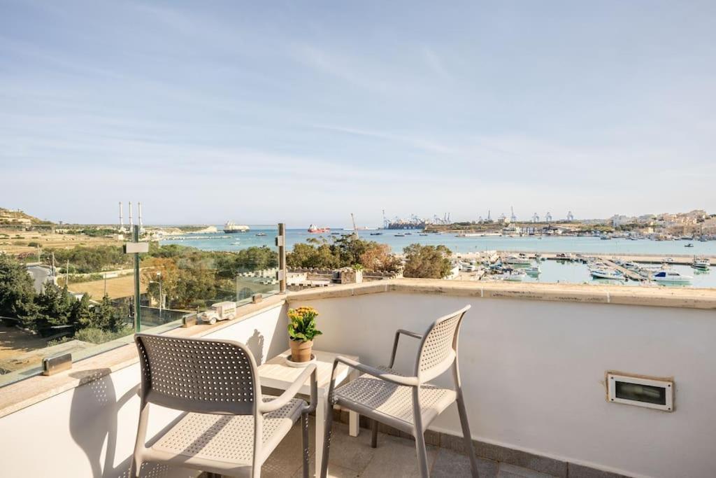 Seagull Penthouse Marsaxlokk Appartement Buitenkant foto