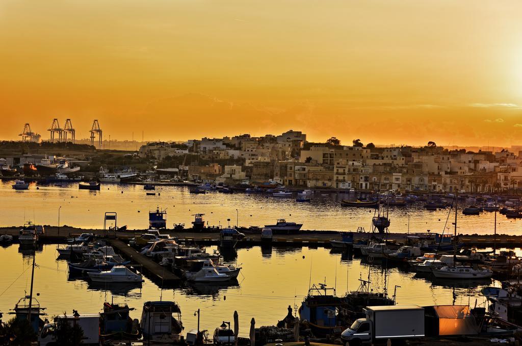 Seagull Penthouse Marsaxlokk Appartement Buitenkant foto