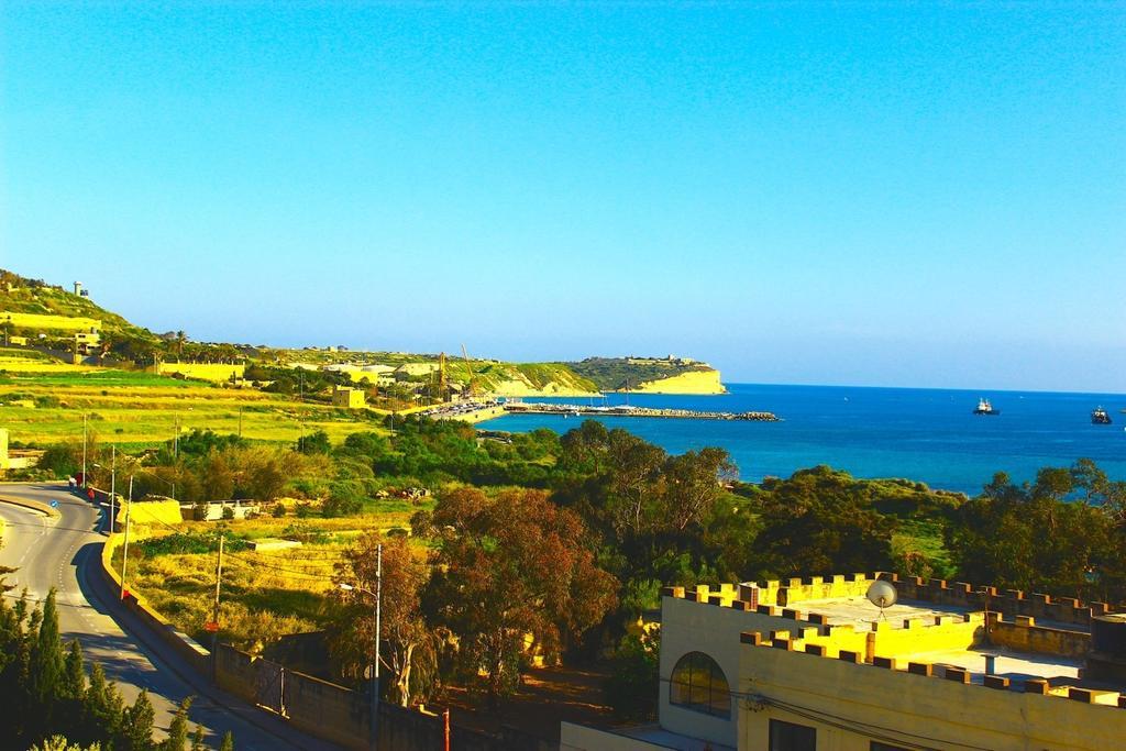 Seagull Penthouse Marsaxlokk Appartement Buitenkant foto