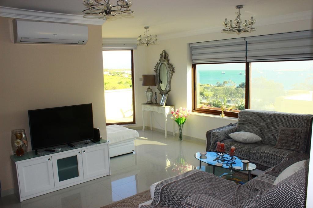 Seagull Penthouse Marsaxlokk Appartement Buitenkant foto
