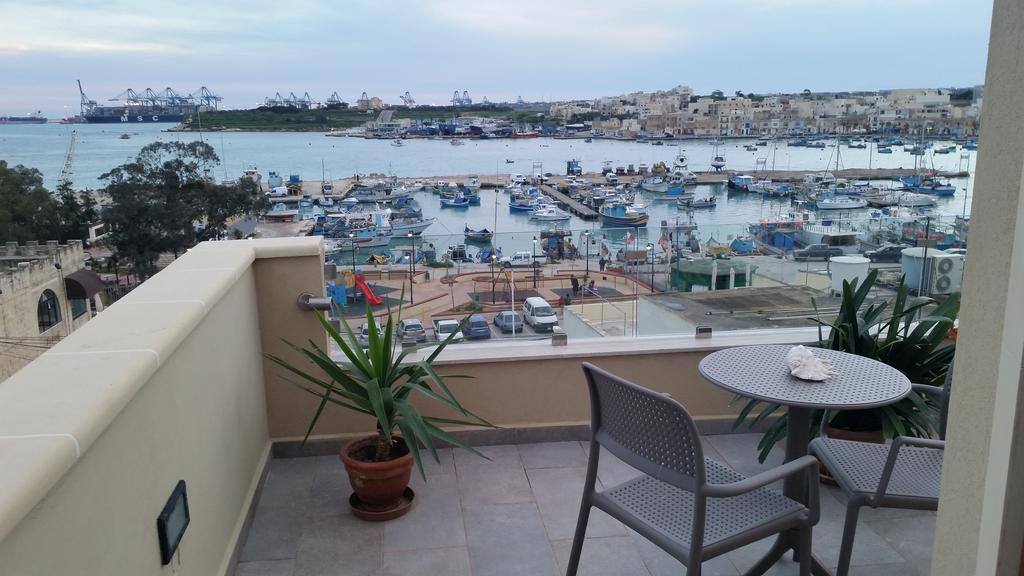 Seagull Penthouse Marsaxlokk Appartement Buitenkant foto
